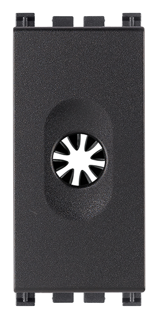 Polnilo z odprtino 1M