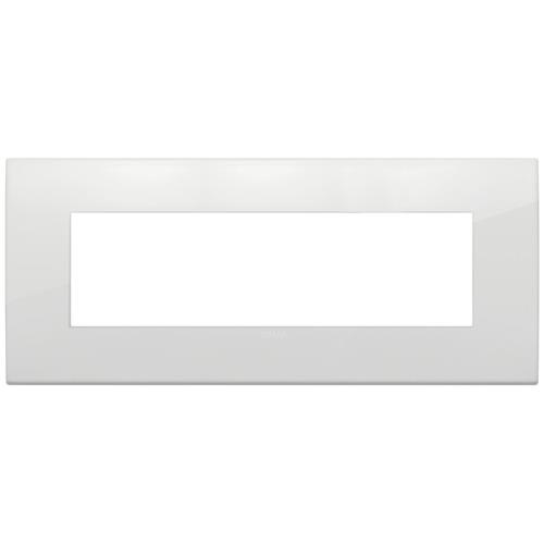 Okrasni okvir 7M Polar total look